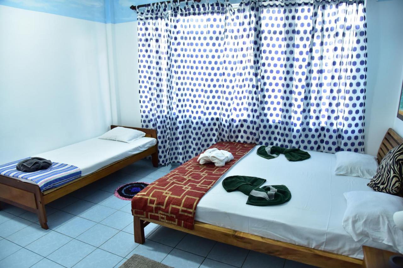 Hotel Happy Tuna Hikkaduwa Bagian luar foto