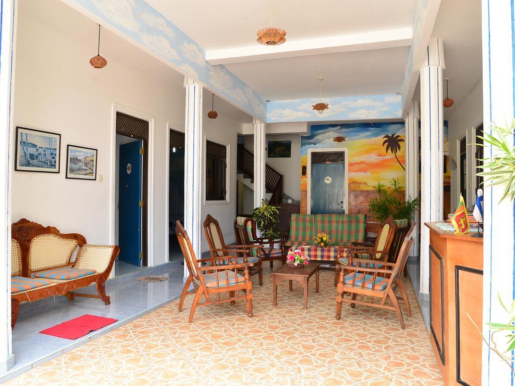 Hotel Happy Tuna Hikkaduwa Bagian luar foto