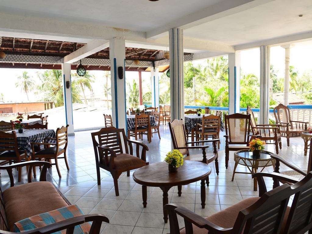 Hotel Happy Tuna Hikkaduwa Bagian luar foto