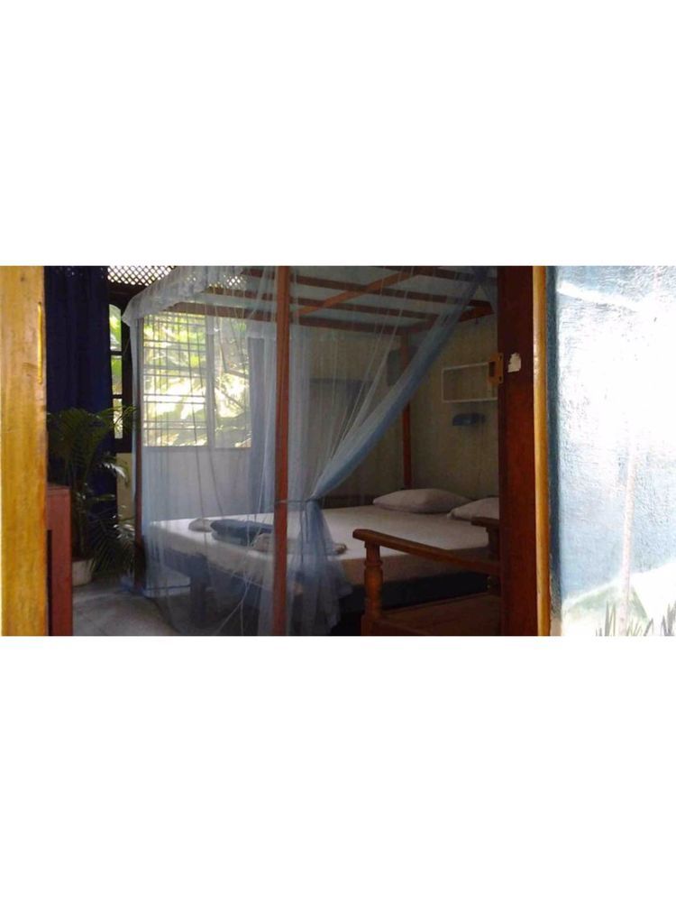 Hotel Happy Tuna Hikkaduwa Bagian luar foto